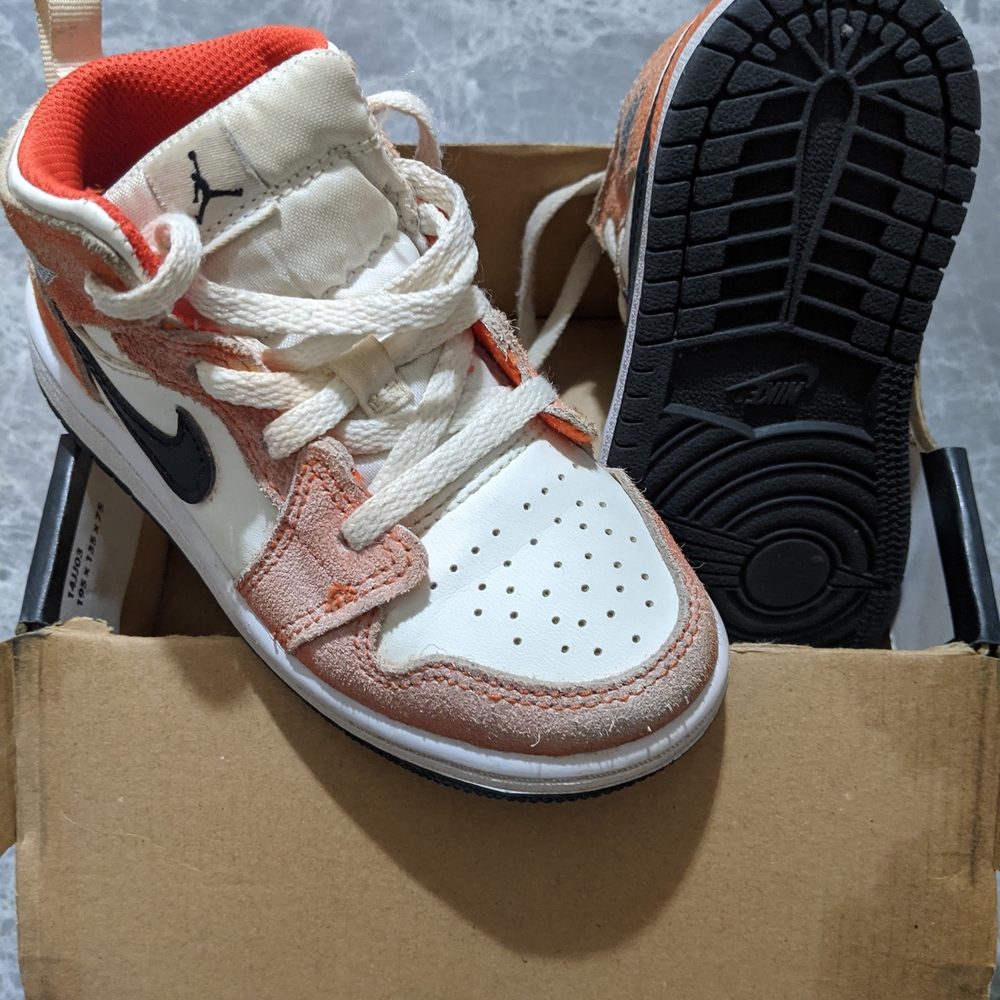 Jordan Kids Sneakers - White and Orange
